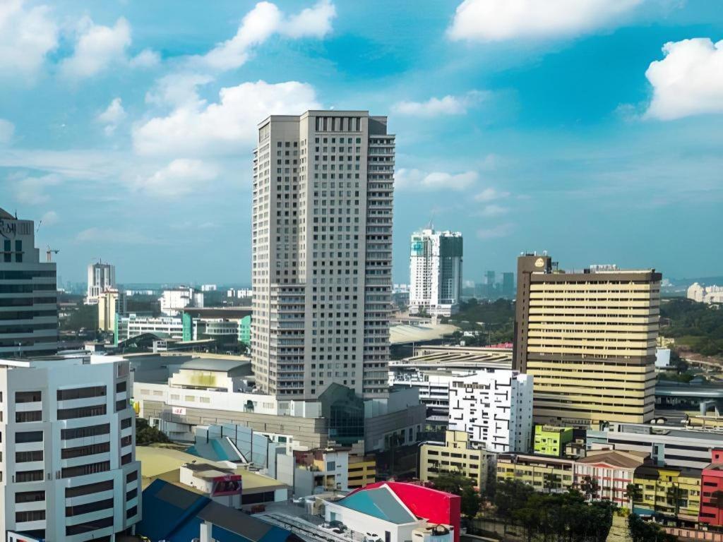 S Bee Johor Bahru