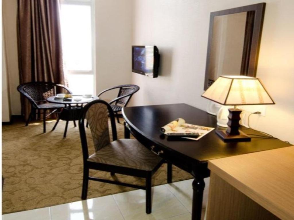 Hotel S Bee