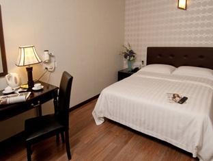 S Bee 3* Johor Bahru